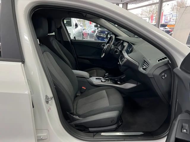 BMW 116 116d Advantage pakket Sedan