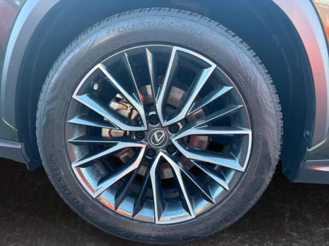 Lexus NX Luxury Line