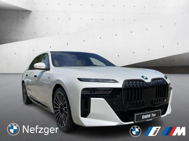 BMW 750 M-Sport Sedan xDrive
