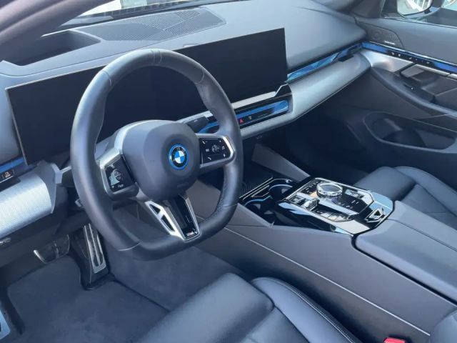 BMW i5 M-Sport Sedan eDrive40