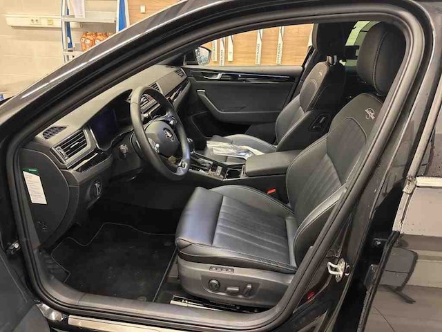 Skoda Superb 1.4 TSI Laurin & Klement iV