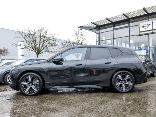 BMW iX xDrive40