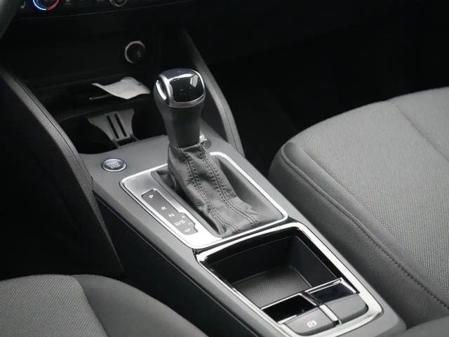 Audi Q2 advanced S-TRON LED VIRT CARPLAY AHK SHZ