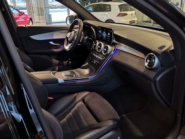 Mercedes-Benz GLC 300 4MATIC AMG Line