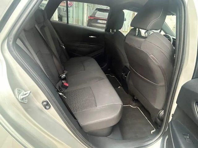 Toyota Corolla Hybride Team D