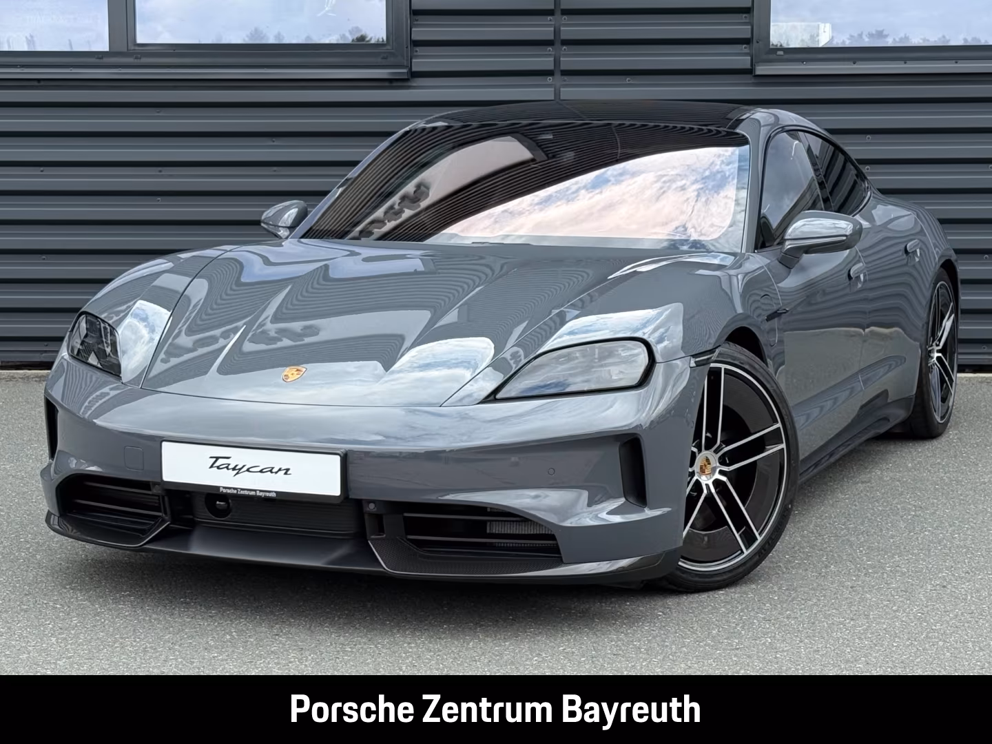 Porsche Taycan GTS