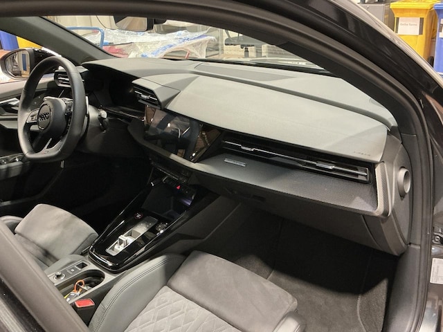 Audi RS3 Quattro S-Tronic Sedan