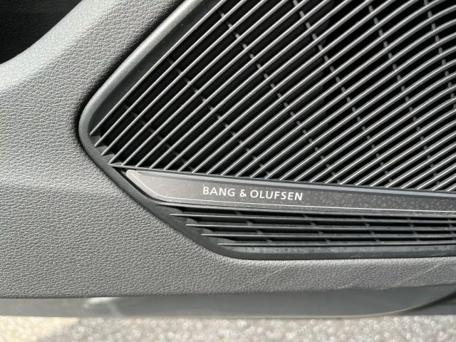 Audi RS4 PANO B&O MATRIX HUD MMI KERAMIK SHZ