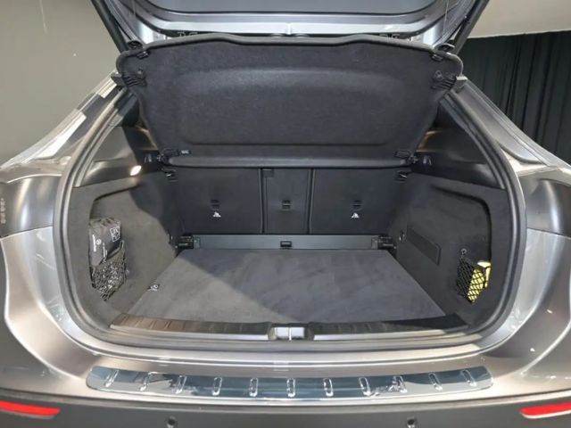 Mercedes-Benz GLA 180 Progressive