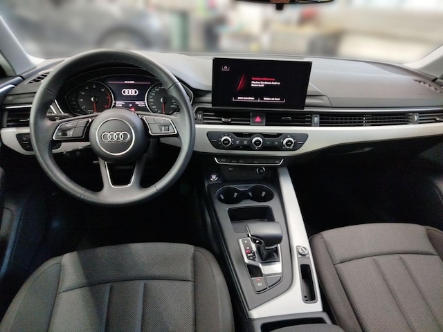 Audi A4 40 TFSI Avant S-Tronic