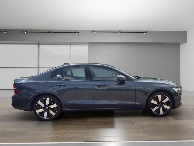 Volvo S60 AWD Dark Recharge Ultimate
