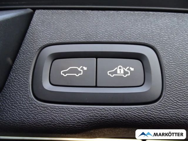 Volvo XC60 AWD R-Design