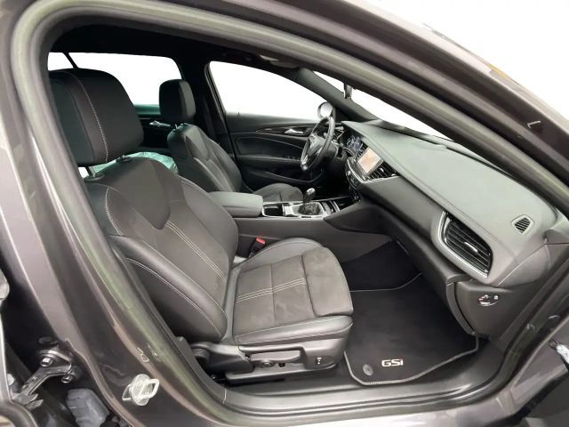 Opel Insignia 2.0 CDTI Sports Tourer Ultimate