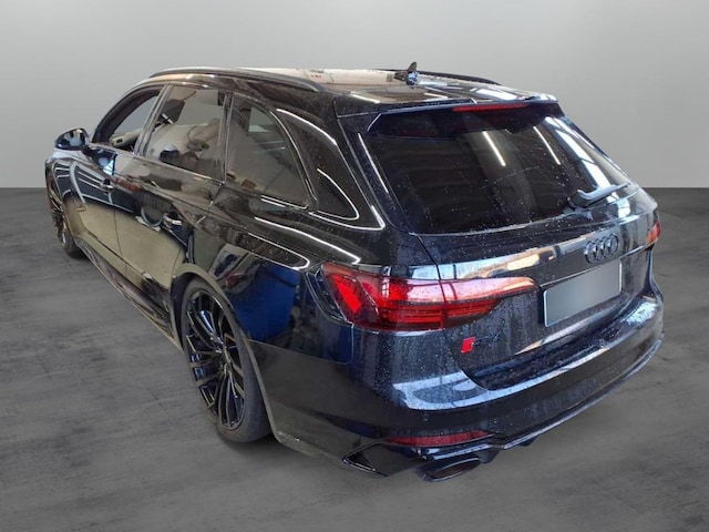 Audi RS4 Avant Quattro