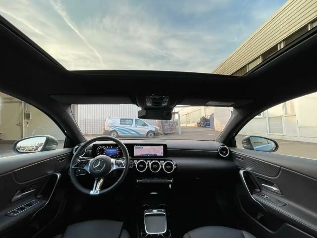 Mercedes-Benz A 200 Progressive