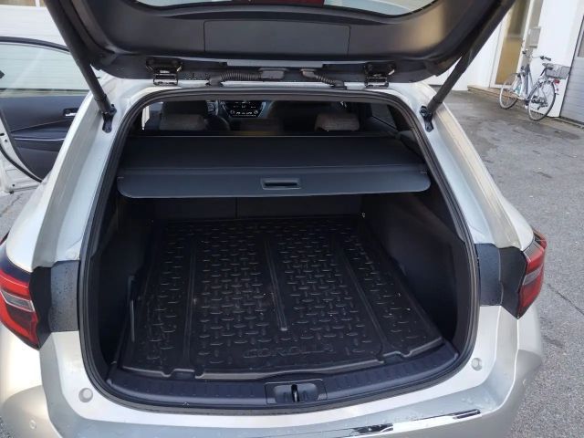 Toyota Corolla Active Hybride Touring