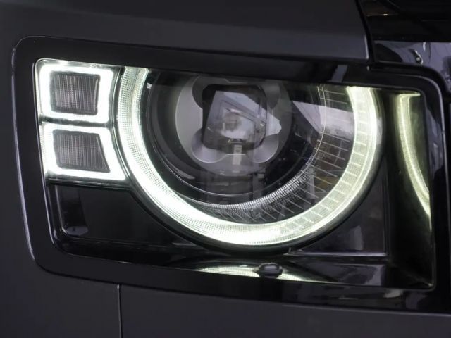 Land Rover Defender V8 Carpathian Edition