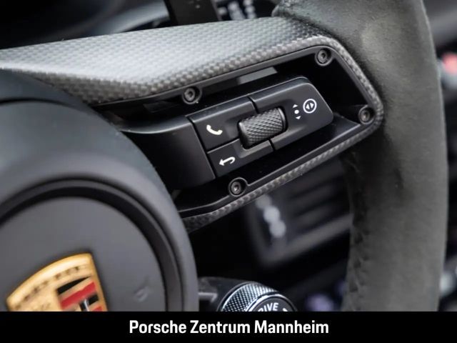 Porsche 992 Cabrio Carrera GTS