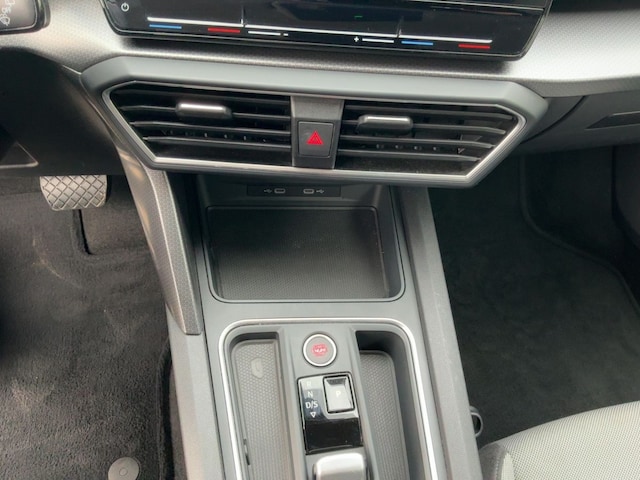 Seat Leon 2.0 TDI DSG Sportstourer Style