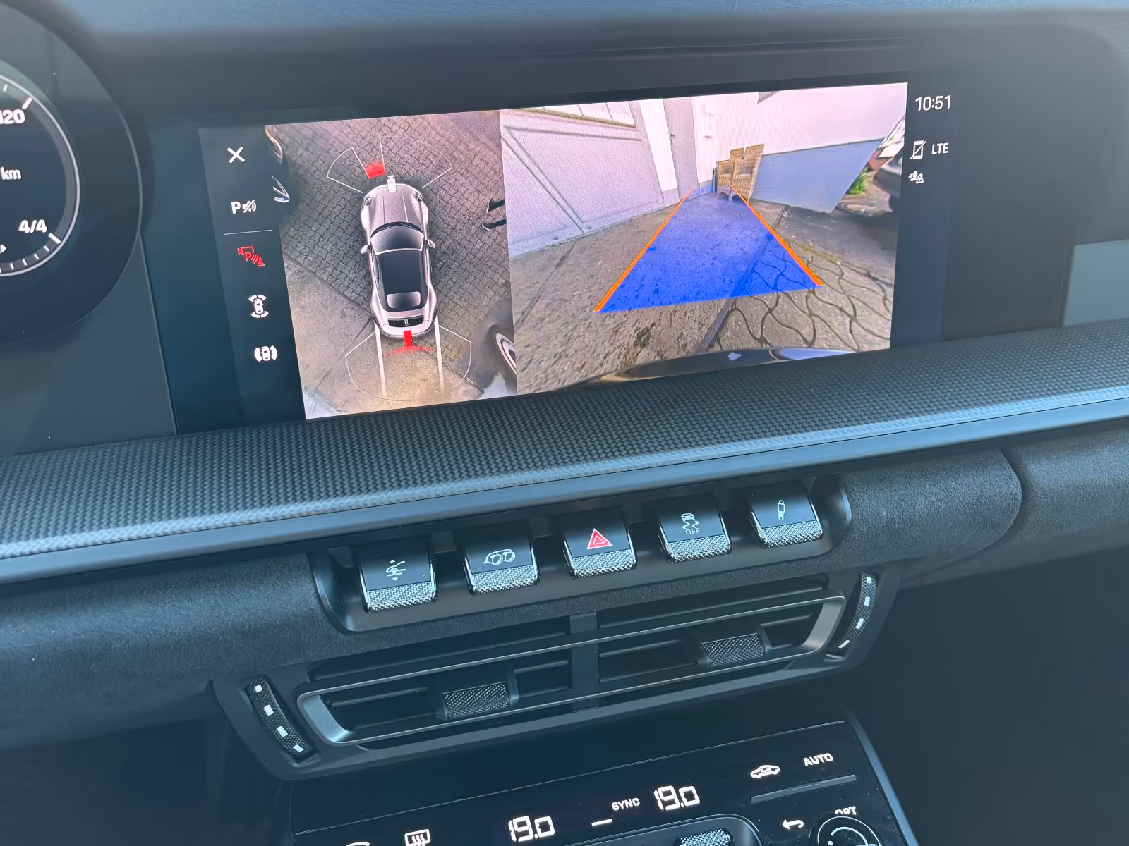 Porsche 911 992 Cabriolet Carrera GTS