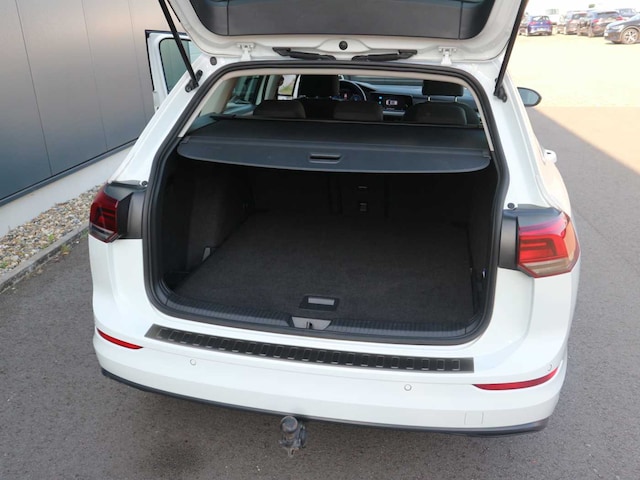 Volkswagen Golf Life Variant