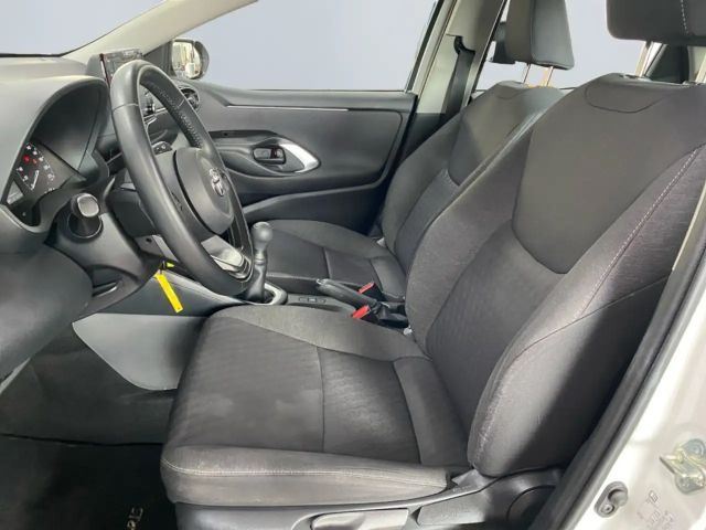 Toyota Yaris 1.0 VVT-i Comfort Hatchback