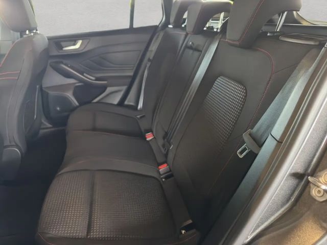 Ford Focus EcoBoost ST Line Wagon