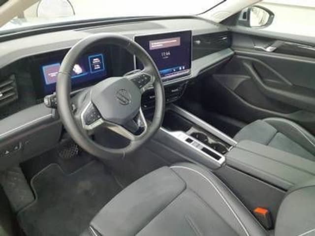 Volkswagen Passat 1.5 eTSI DSG Variant