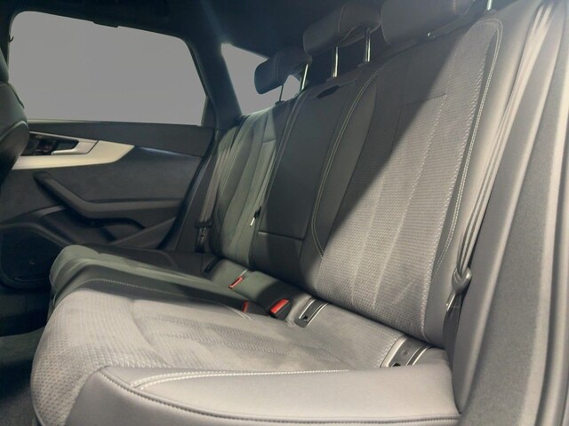Audi A4 35 TFSI Avant S-Line S-Tronic