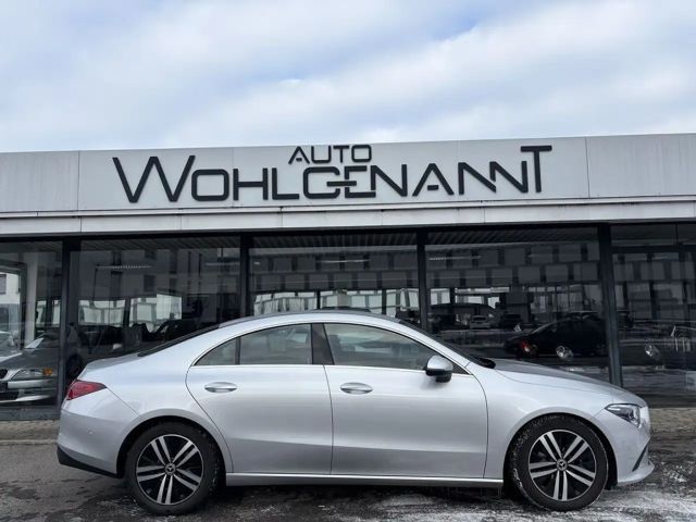 Mercedes-Benz CLA 180 Sedan