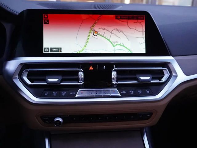 BMW 330 330d Luxury Line Touring xDrive