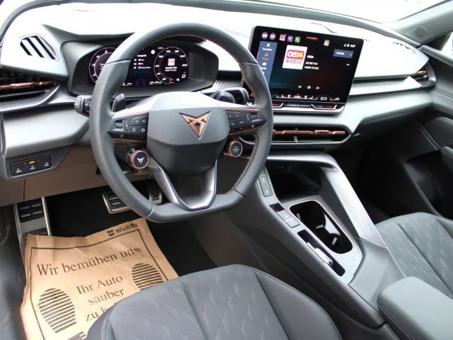 Cupra Terramar 1.5 e-Hybrid