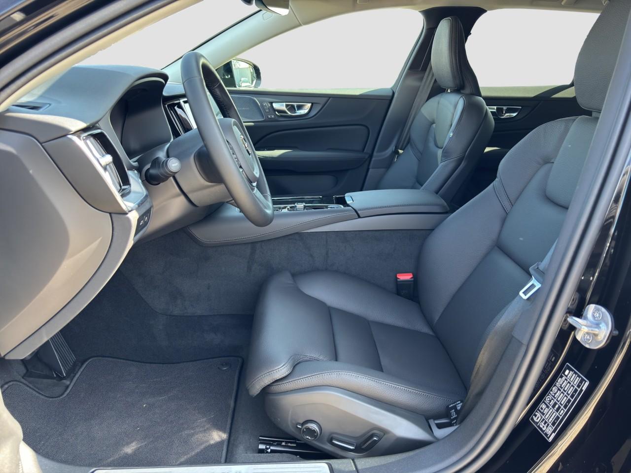 Volvo V60 AWD Dark Plus T8