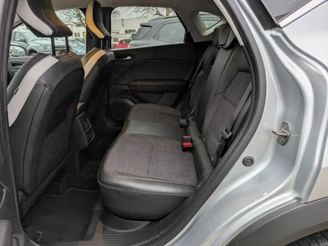 Renault Captur TCe 140 Techno