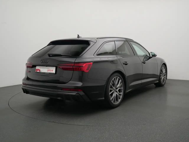Audi S6 Avant Quattro