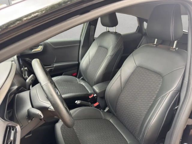 Ford Puma EcoBoost Titanium