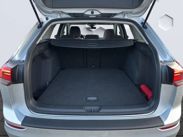 Volkswagen Golf 1.0 TSI DSG Golf VIII Life