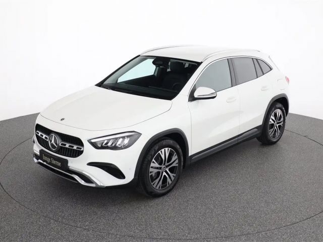 Mercedes-Benz GLA 180 Progressive