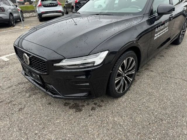 Volvo V60 Dark Hybrid Plus