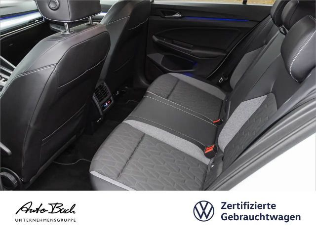 Volkswagen Golf 1.5 eTSI DSG Golf VIII