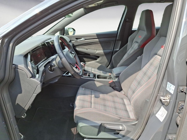 Volkswagen Golf 2.0 TSI GTI