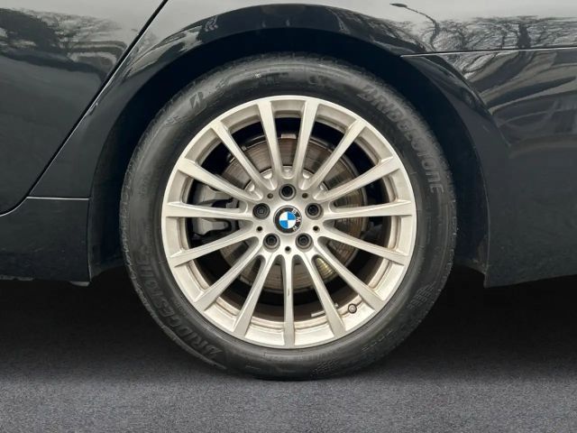 BMW 530 Sedan