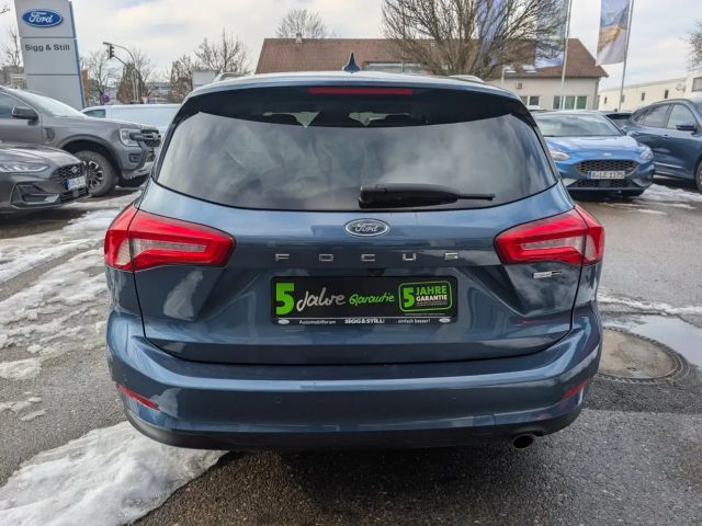 Ford Focus Cool & Connect Wagon