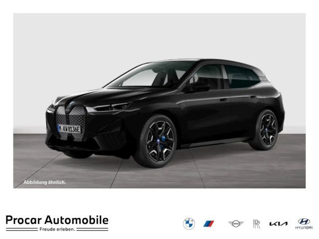BMW iX xDrive40