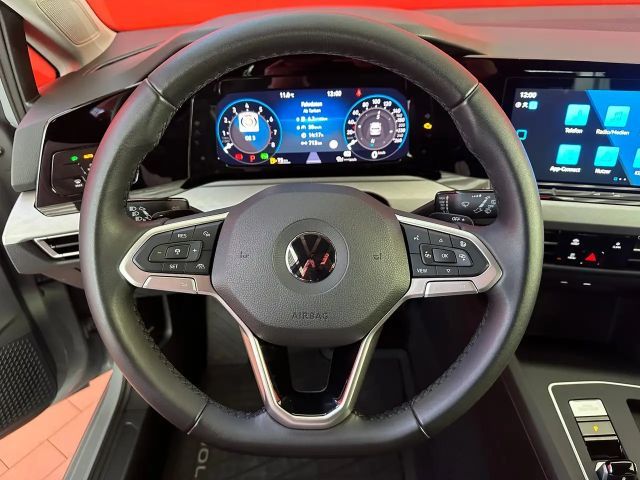 Volkswagen Golf DSG Life Variant