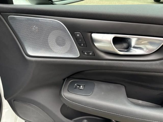 Volvo V60 Dark T8 Ultra