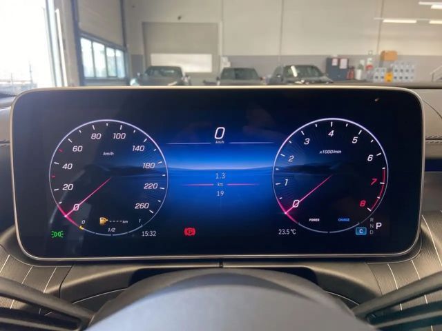 Mercedes-Benz C 200 Sedan