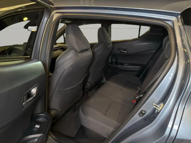 Toyota C-HR Hybride Team D