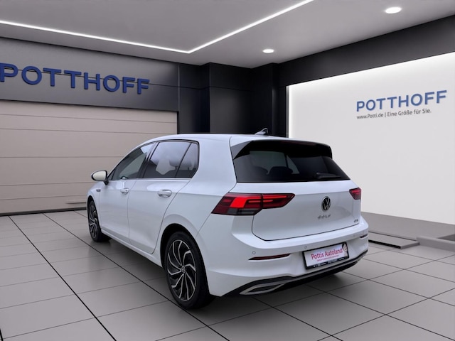 Volkswagen Golf 1.5 eTSI DSG Style