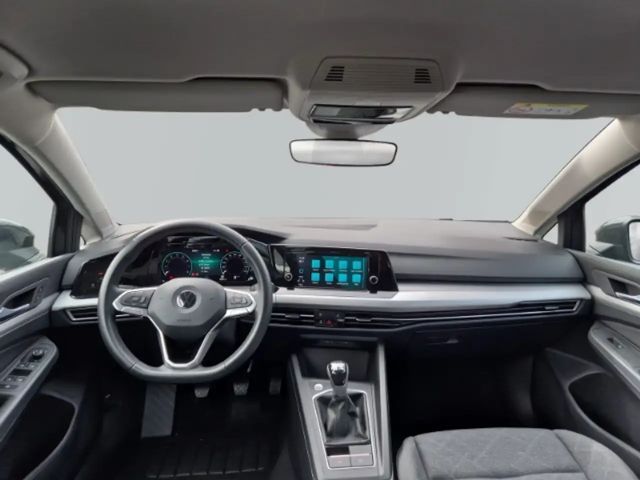 Volkswagen Golf 1.0 TSI Life Variant